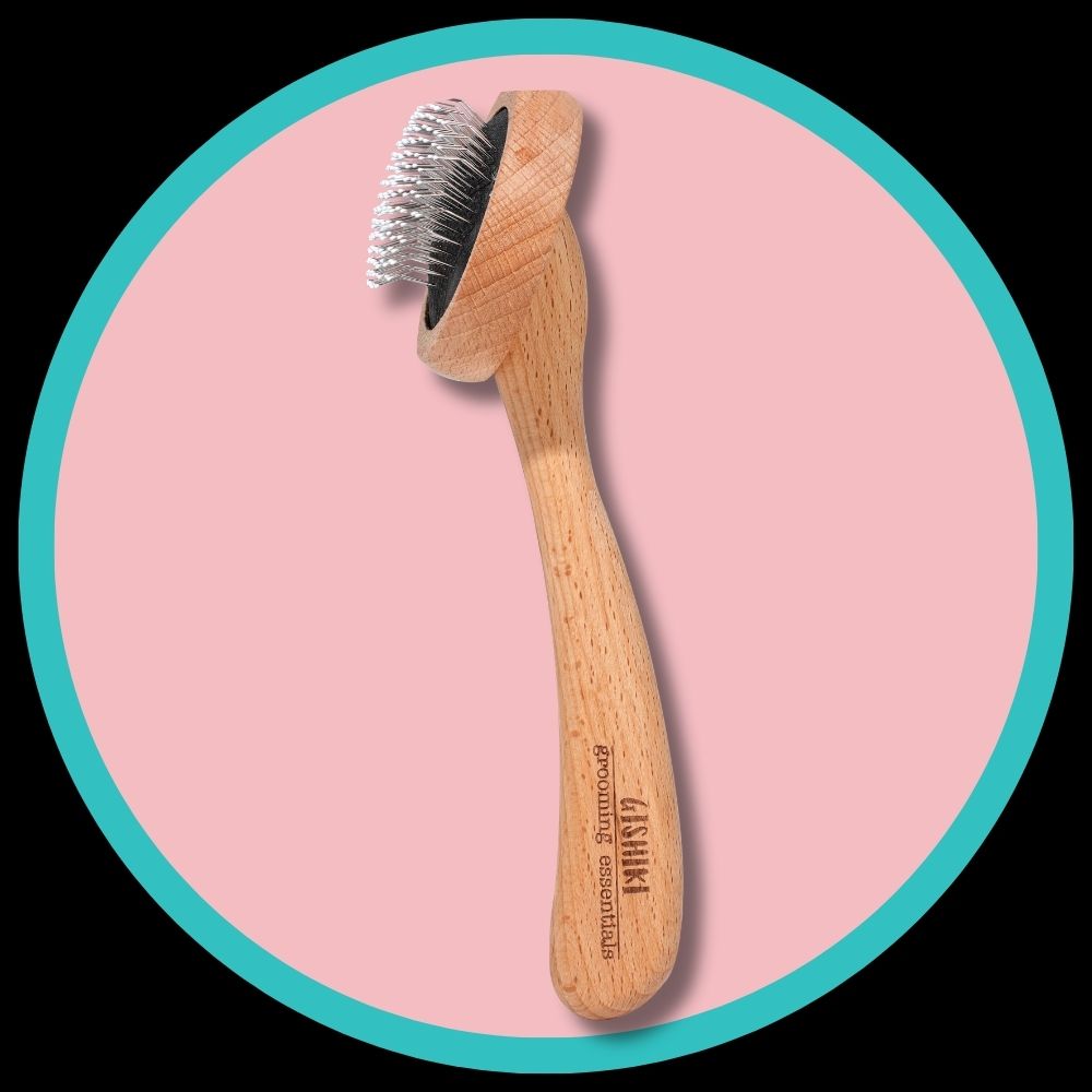 GROOMING BRUSH