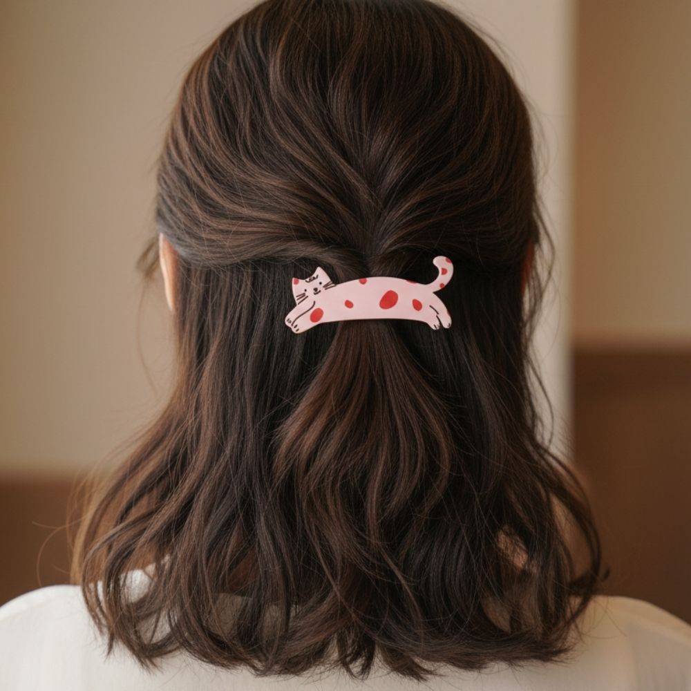 "Zoomies" Cat Hair Clip / Tie Pin